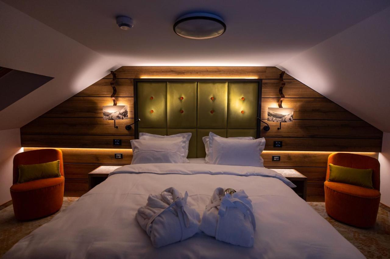 Hotel Belmont & Spa ซินายา ภายนอก รูปภาพ